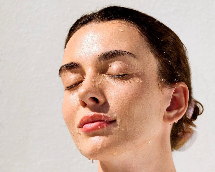 Damaged Skin Barrier: Signs, Causes, and Repair Tips